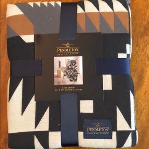 Pendleton blanket